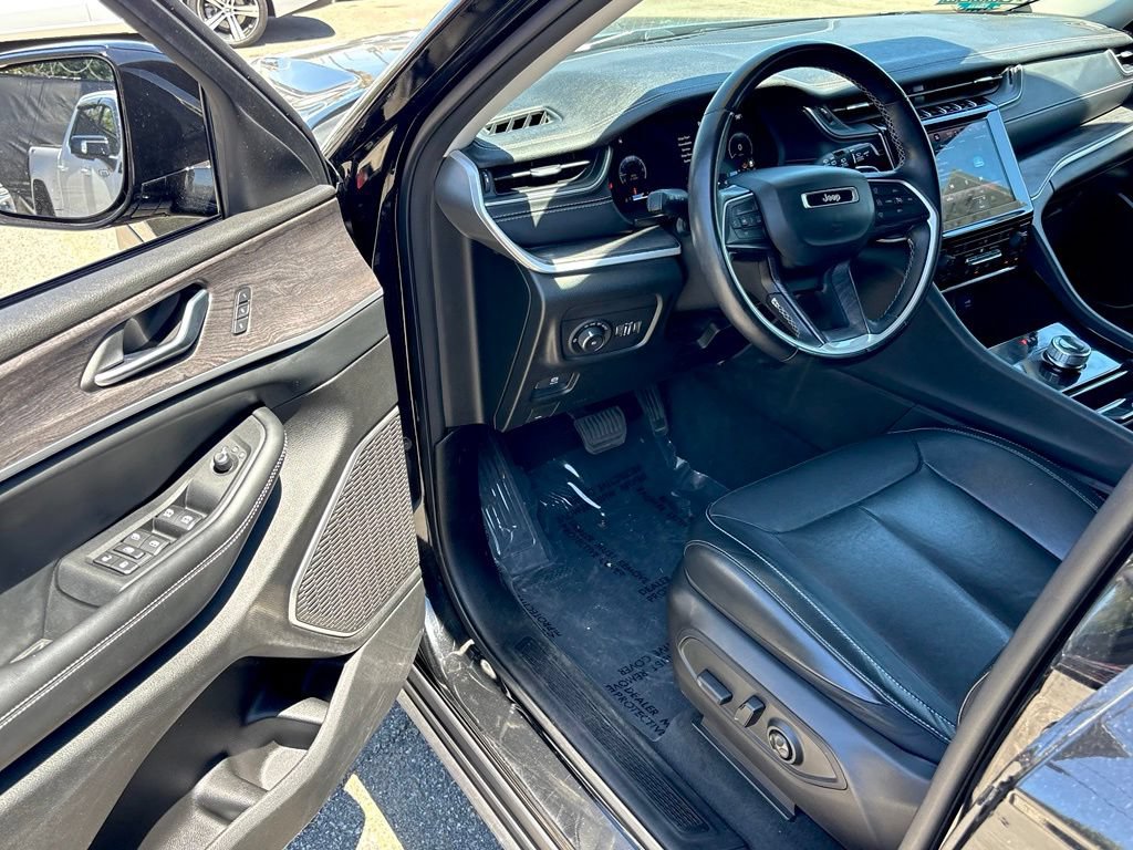 Used 2022 Jeep Grand Cherokee L Limited RWD image 17