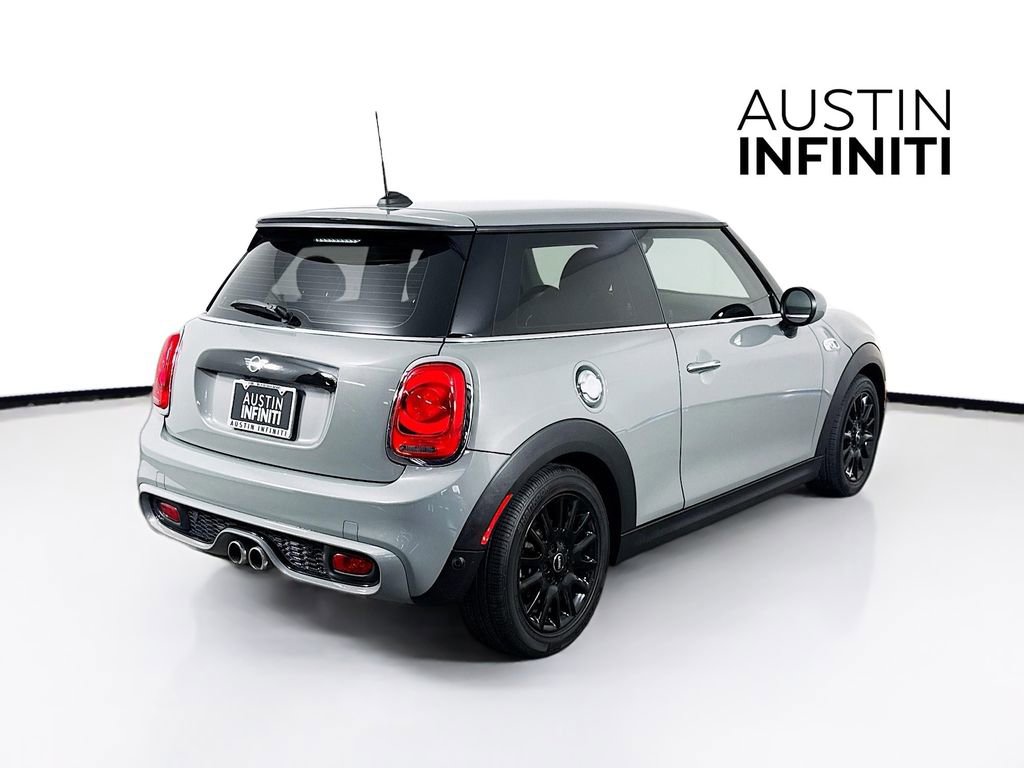 Used 2019 MINI Cooper S w/ Signature Upholstery Package image 8