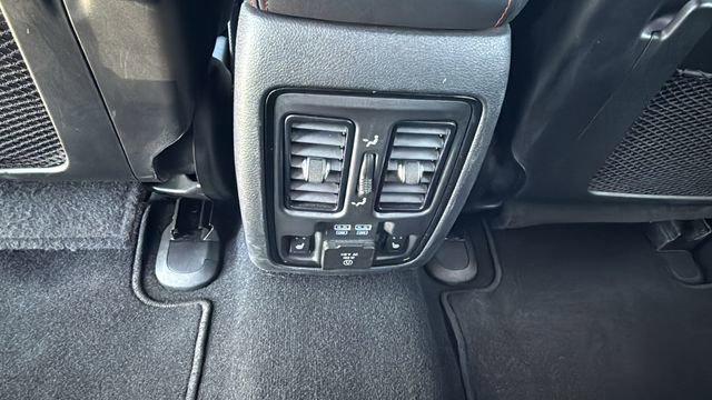 Used 2024 Dodge Durango GT image 25