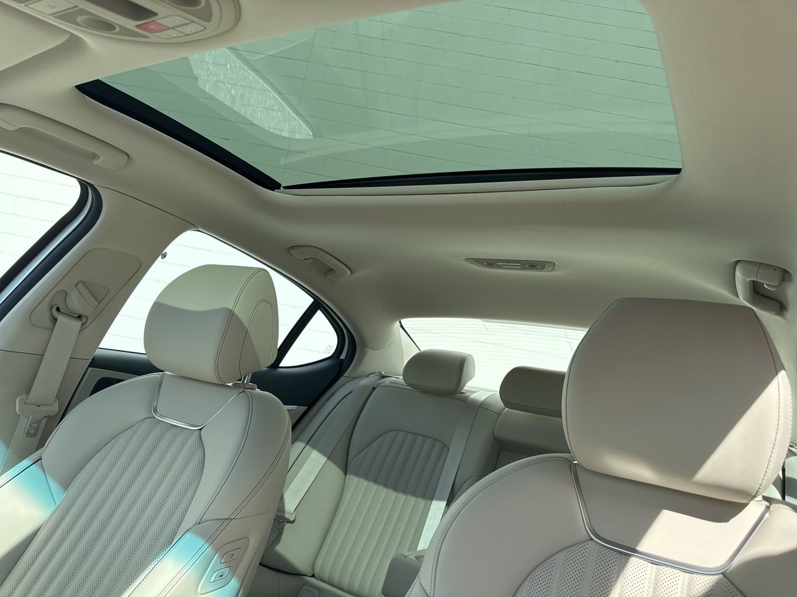 Used 2026 Genesis G70 2.5T Prestige image 34