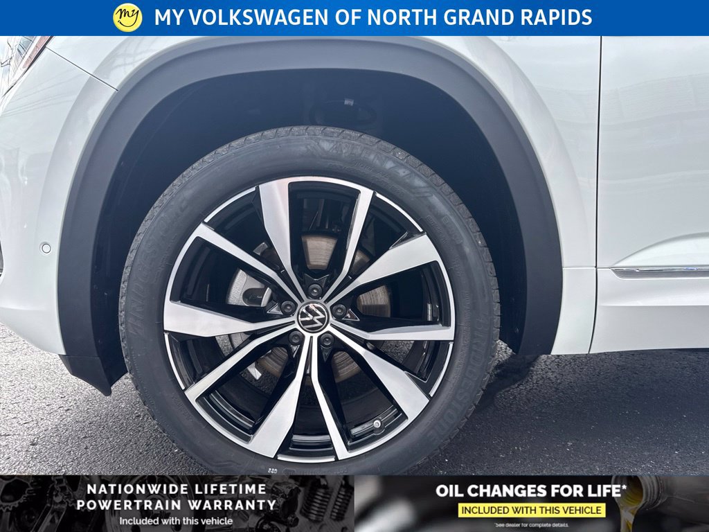 New 2026 Volkswagen Atlas Cross Sport SEL Premium R-Line AWD/4WD image 27