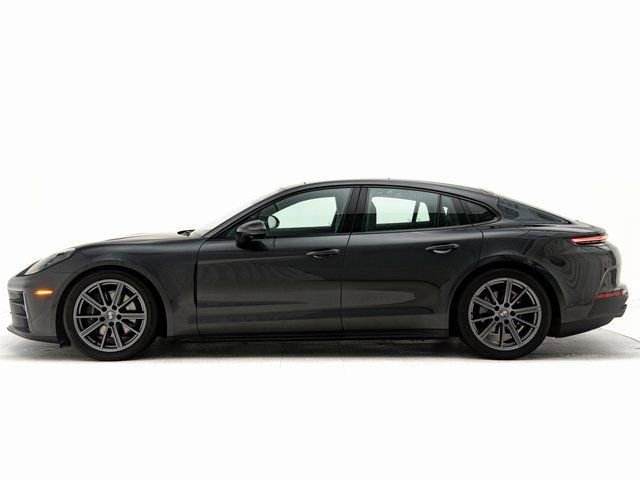 Certified 2025 Porsche Panamera 4 image 2
