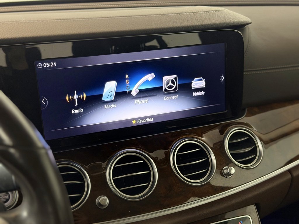 Used 2019 Mercedes-Benz E 450 E 450 w/ Premium Package image 21