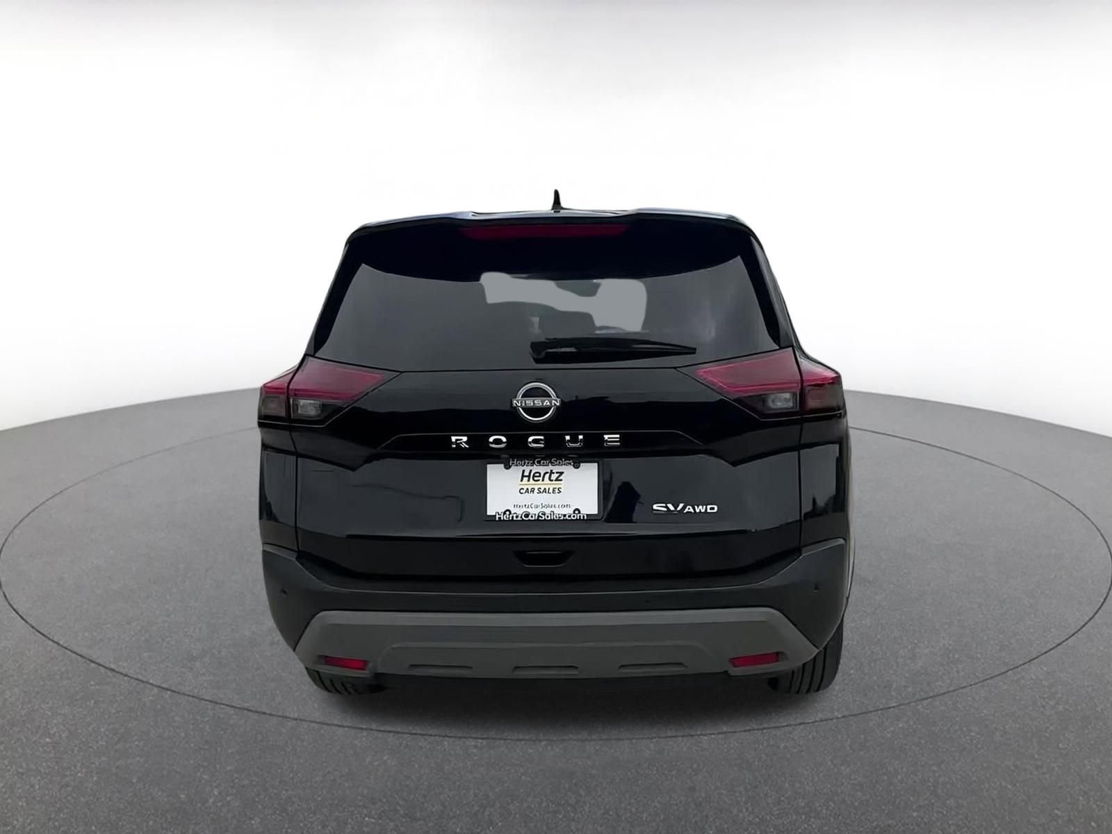 Used 2023 Nissan Rogue SV image 12