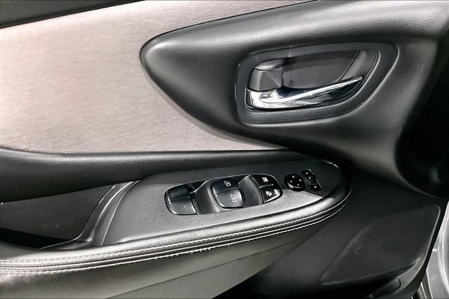 Used 2022 Nissan Murano SV AWD/4WD image 45