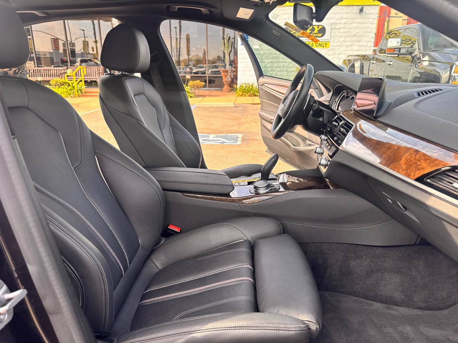 Used 2019 BMW 540i RWD image 11