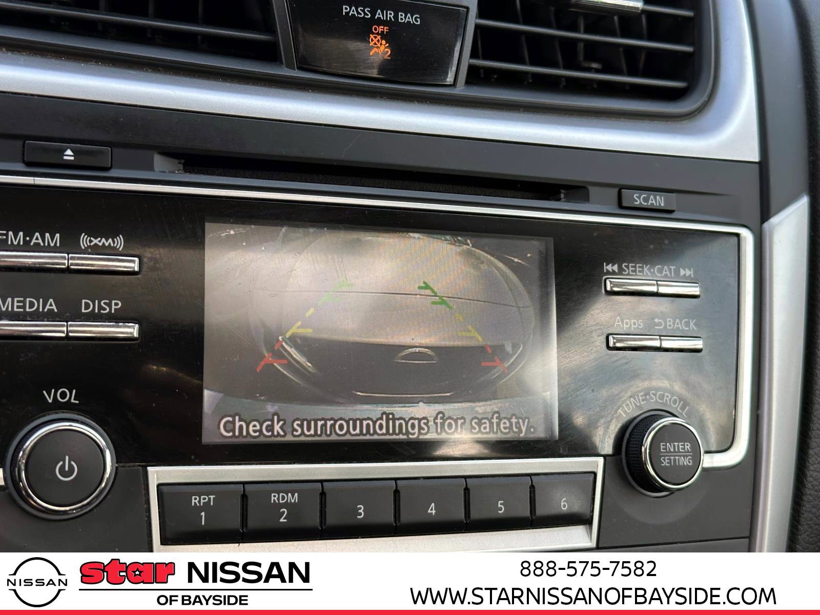 Used 2016 Nissan Altima 2.5 SV w/ Convenience Package image 18