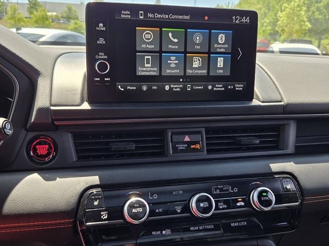 Used 2025 Honda Pilot TrailSport image 24