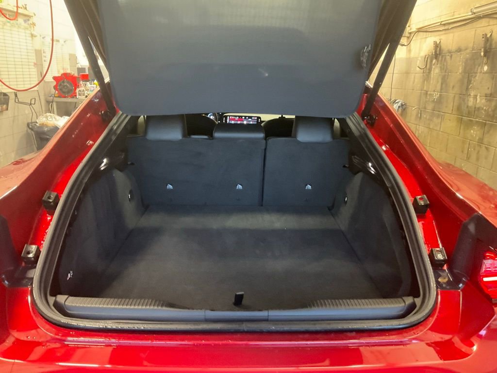 Used 2024 Dodge Charger R/T w/ Plus Group image 31