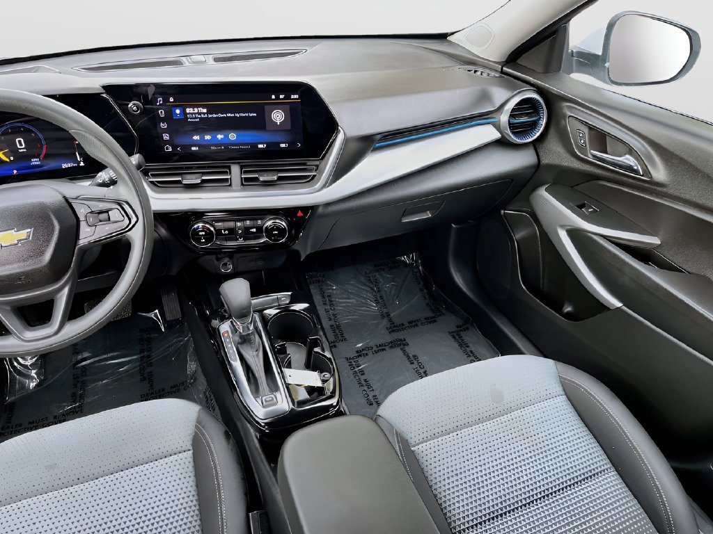 Used 2026 Chevrolet Trax LT FWD image 21