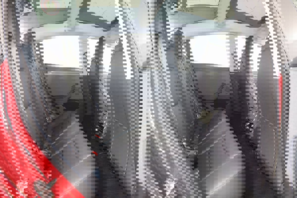 Used 2024 Tesla Model 3 Standard Range image 15