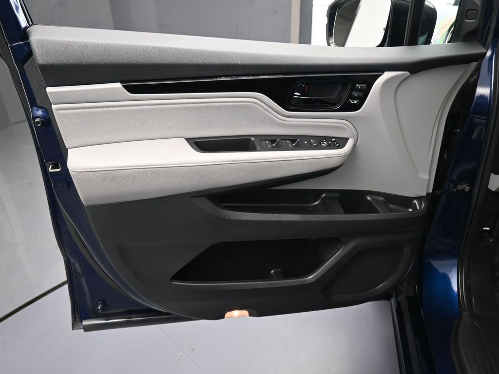 Used 2021 Honda Odyssey Elite image 13