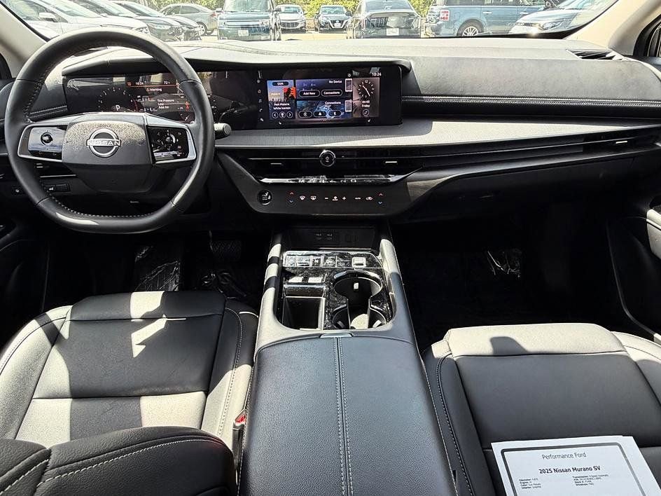 Used 2025 Nissan Murano SV image 32