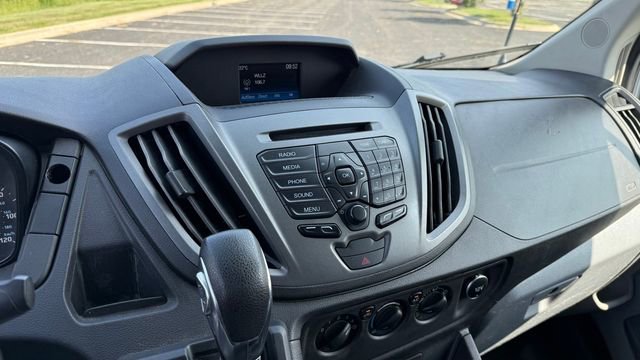 Used 2018 Ford Transit 350 XL image 17