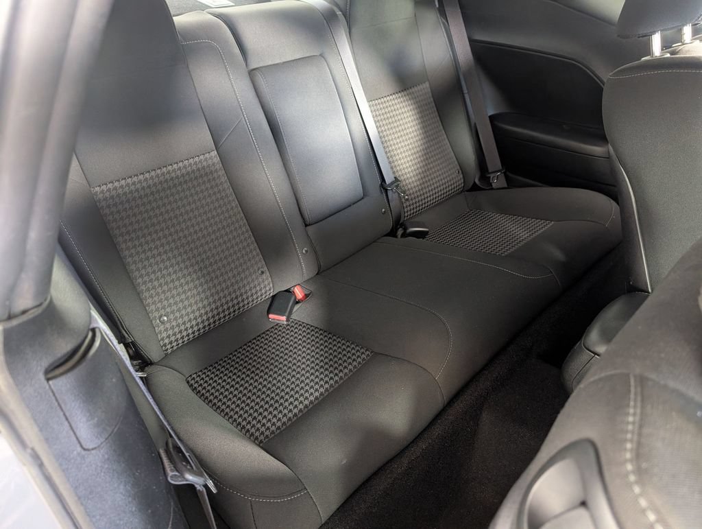 Used 2019 Dodge Challenger R/T w/ Blacktop Package RWD image 28
