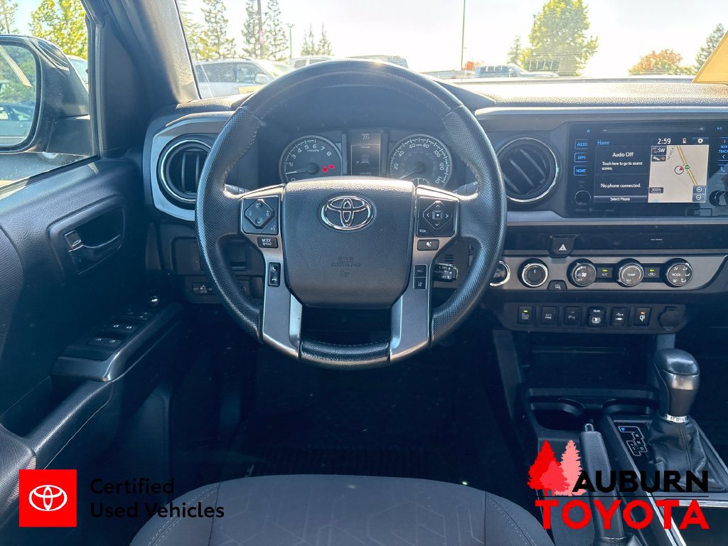 Certified 2018 Toyota Tacoma TRD Off-Road w/ Technology Package AWD/4WD image 14
