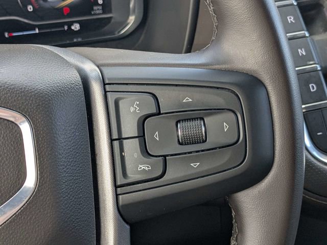 Used 2024 GMC Yukon SLT image 26