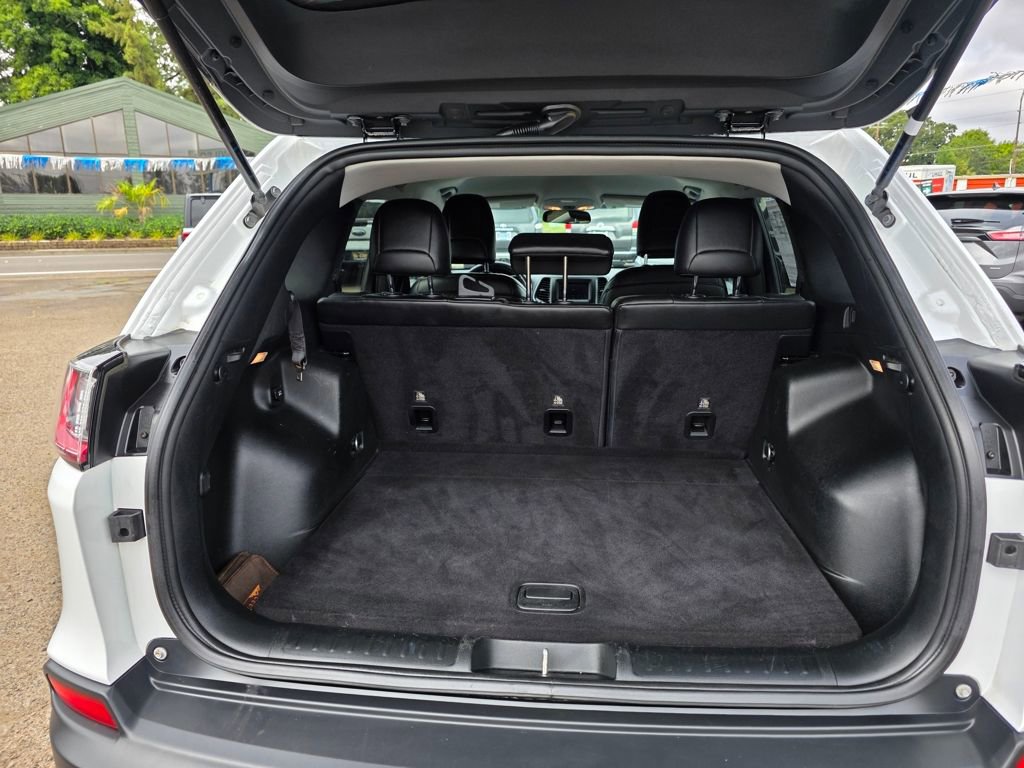 Used 2019 Jeep Cherokee Latitude Plus image 20