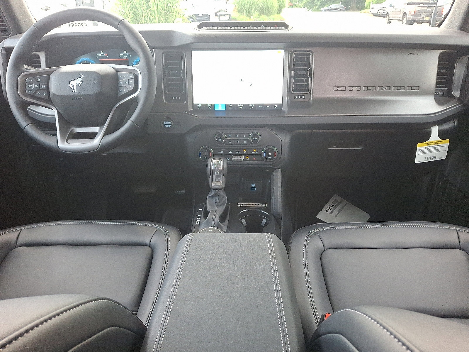 New 2025 Ford Bronco Badlands image 17