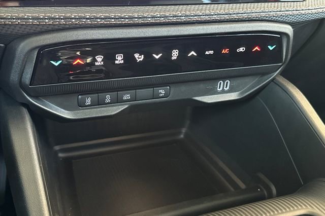 New 2026 Jeep Cherokee Limited AWD/4WD image 19