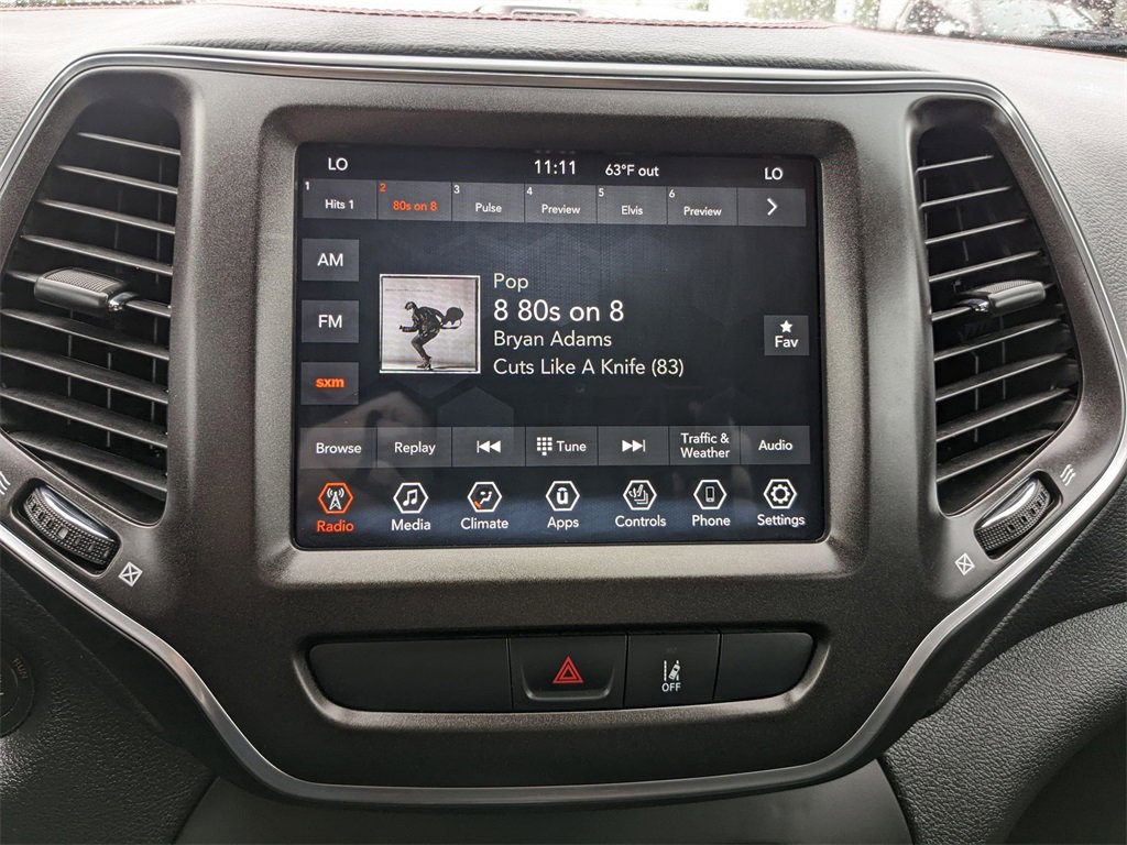 Used 2022 Jeep Cherokee Trailhawk image 17