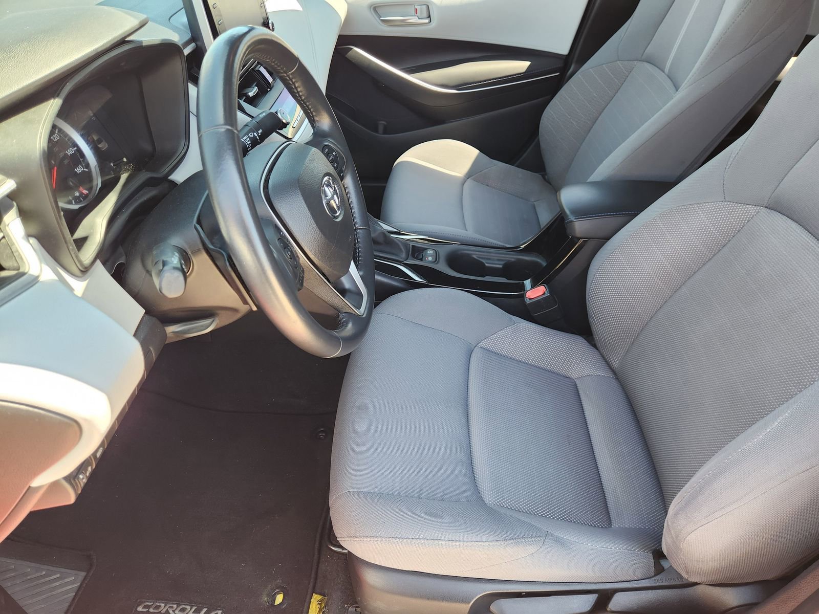 Used 2020 Toyota Corolla SE image 16