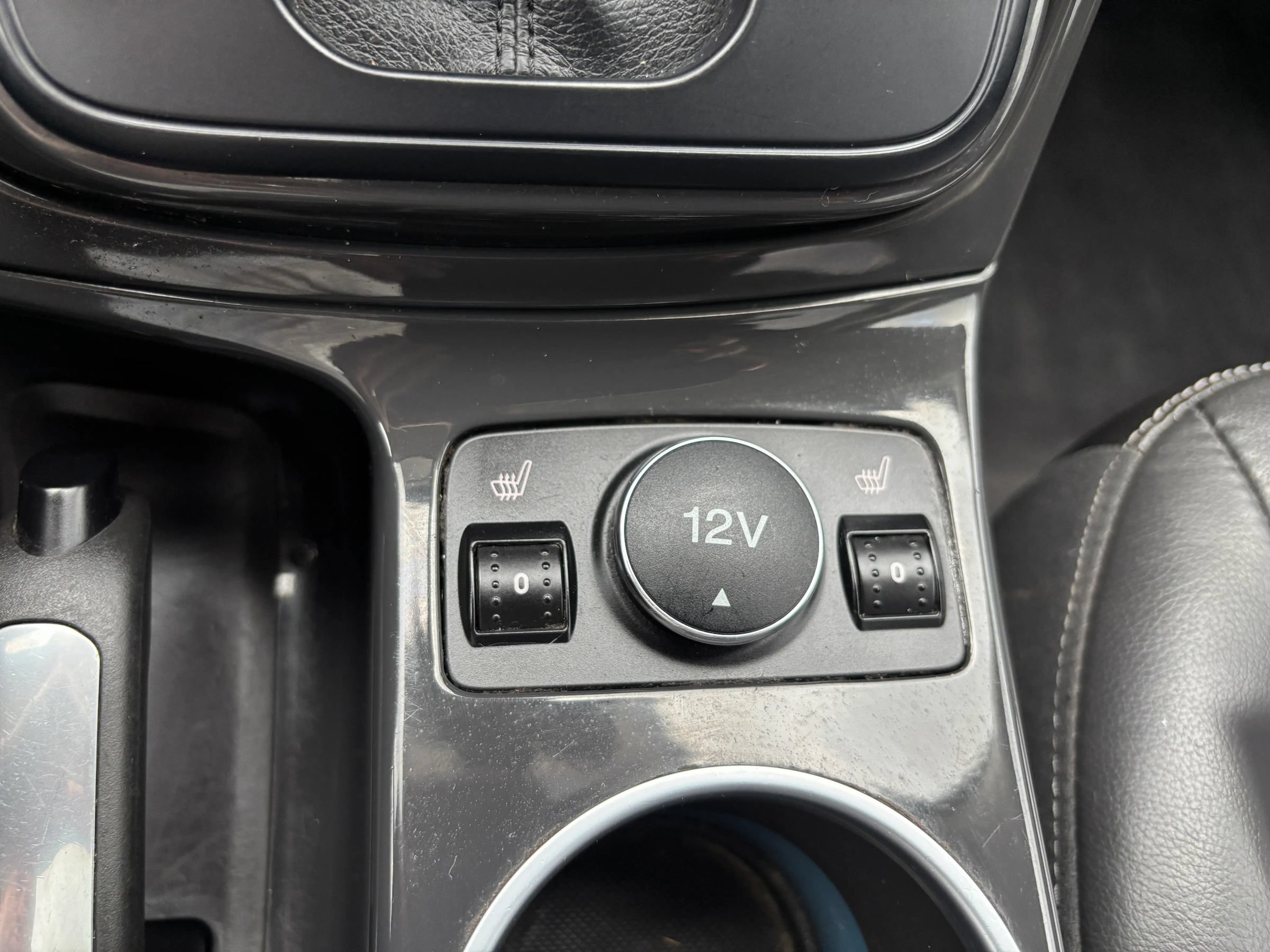 Used 2015 Ford Escape Titanium AWD/4WD image 24
