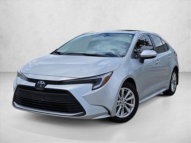 Used 2025 Toyota Corolla XLE