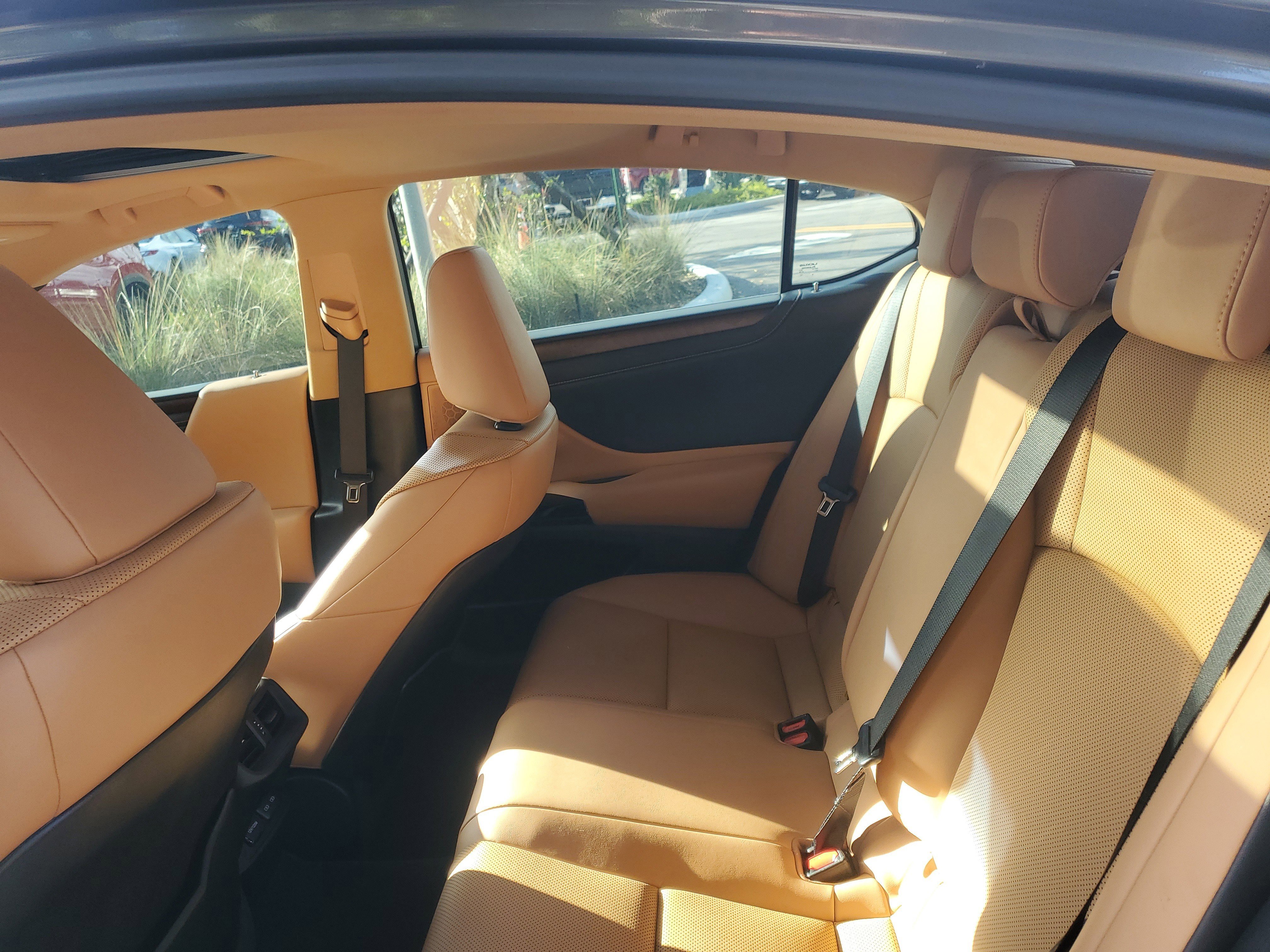 Certified 2022 Lexus ES 350 ES 350 w/ Premium Package image 11