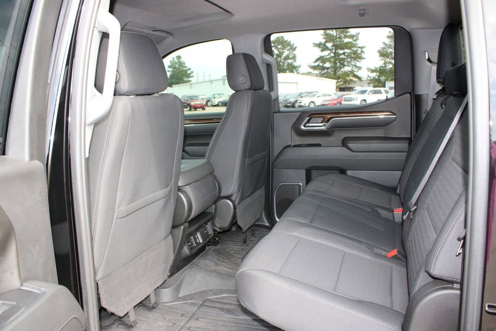 Used 2024 GMC Sierra 1500 SLE AWD/4WD image 9