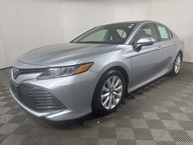 Used 2019 Toyota Camry LE image 8