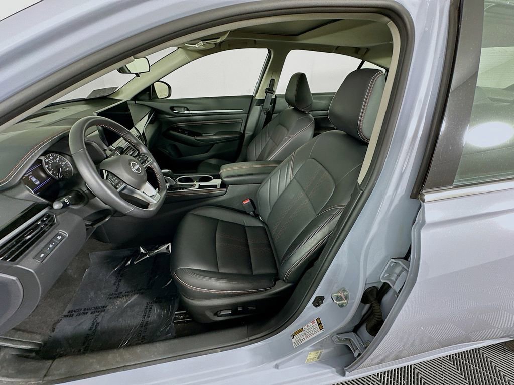 Certified 2023 Nissan Altima 2.5 SR w/ SR Premium Package FWD image 29