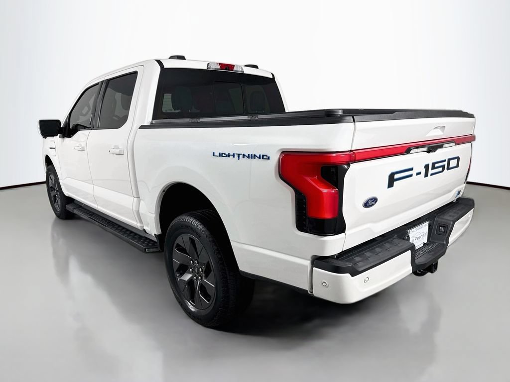 Used 2022 Ford F150 Lightning Lariat AWD/4WD image 3