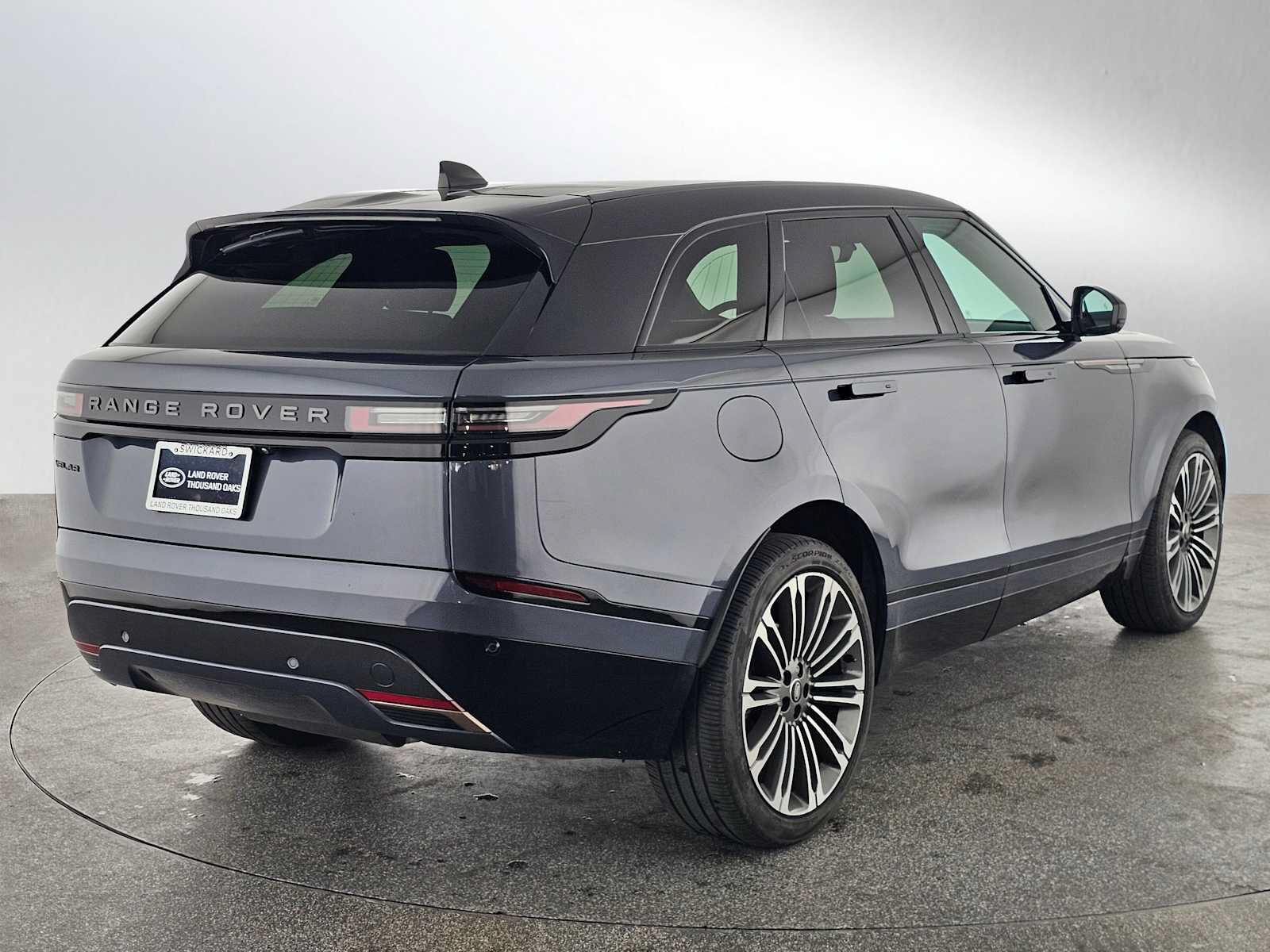 Used 2024 Land Rover Range Rover Velar Dynamic HSE AWD/4WD image 5