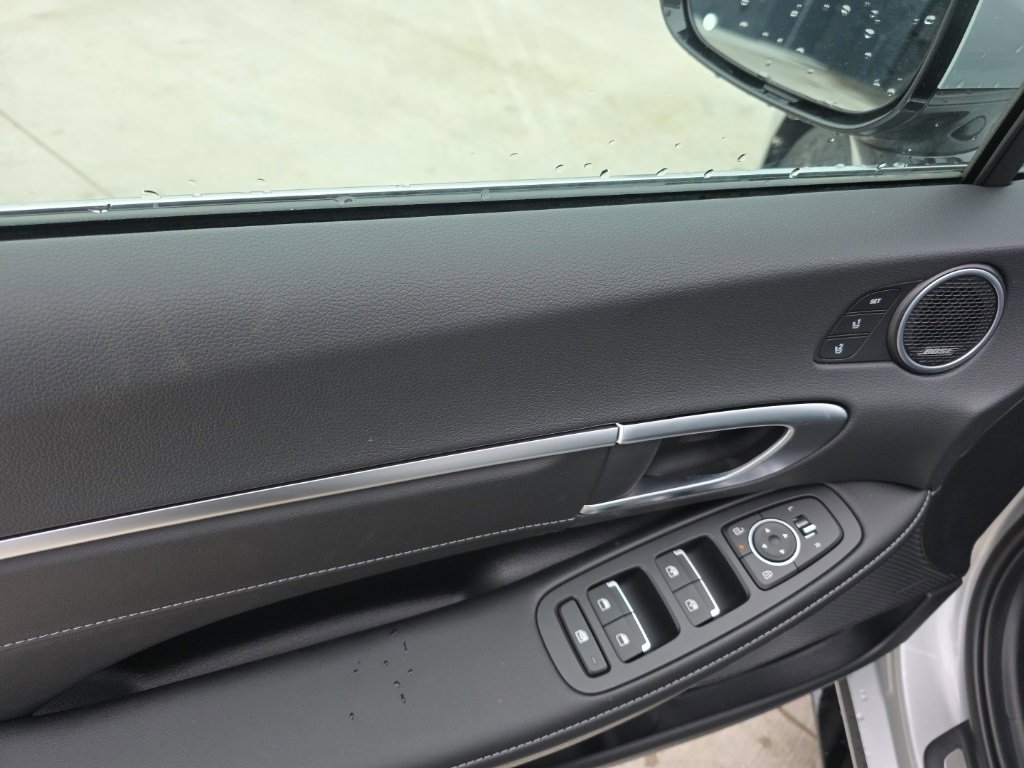 New 2025 Hyundai Sonata Limited image 10