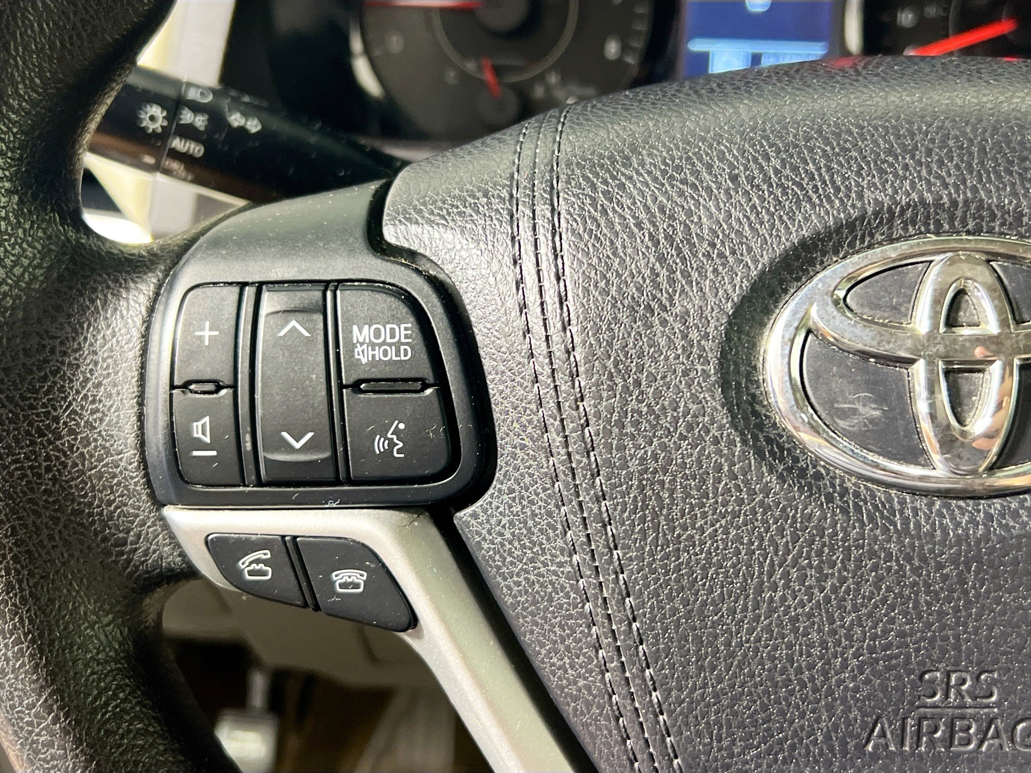 Used 2016 Toyota Sienna LE image 18