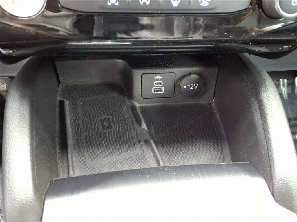 Used 2025 Ford Escape Platinum AWD/4WD image 12