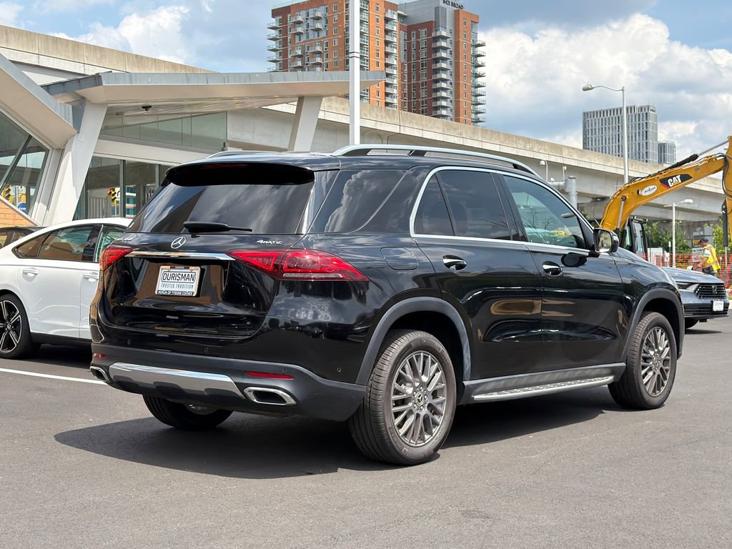 Used 2022 Mercedes-Benz GLE 350 4MATIC w/ Premium Package image 4