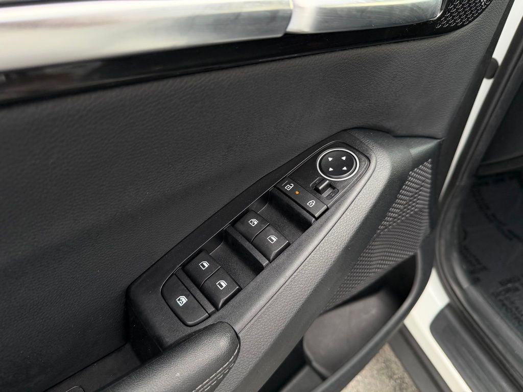 Used 2024 Kia Seltos EX image 15