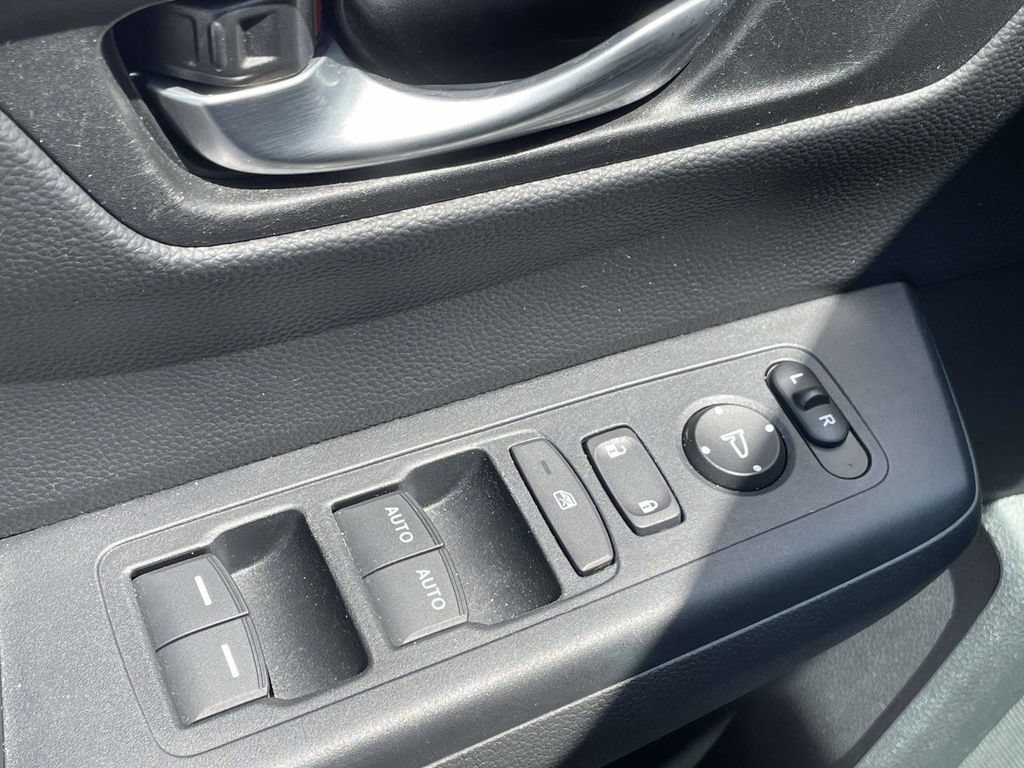 Used 2023 Honda CR-V Sport image 15