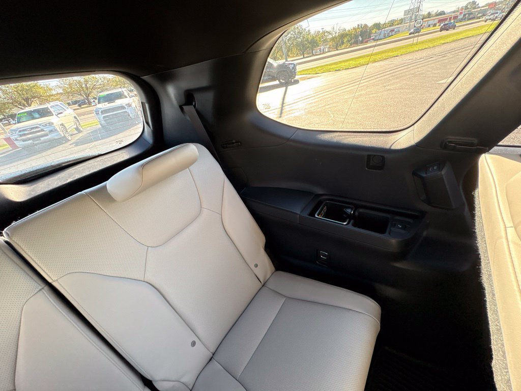 Used 2026 Lexus TX 350 AWD w/ Technology Package image 29