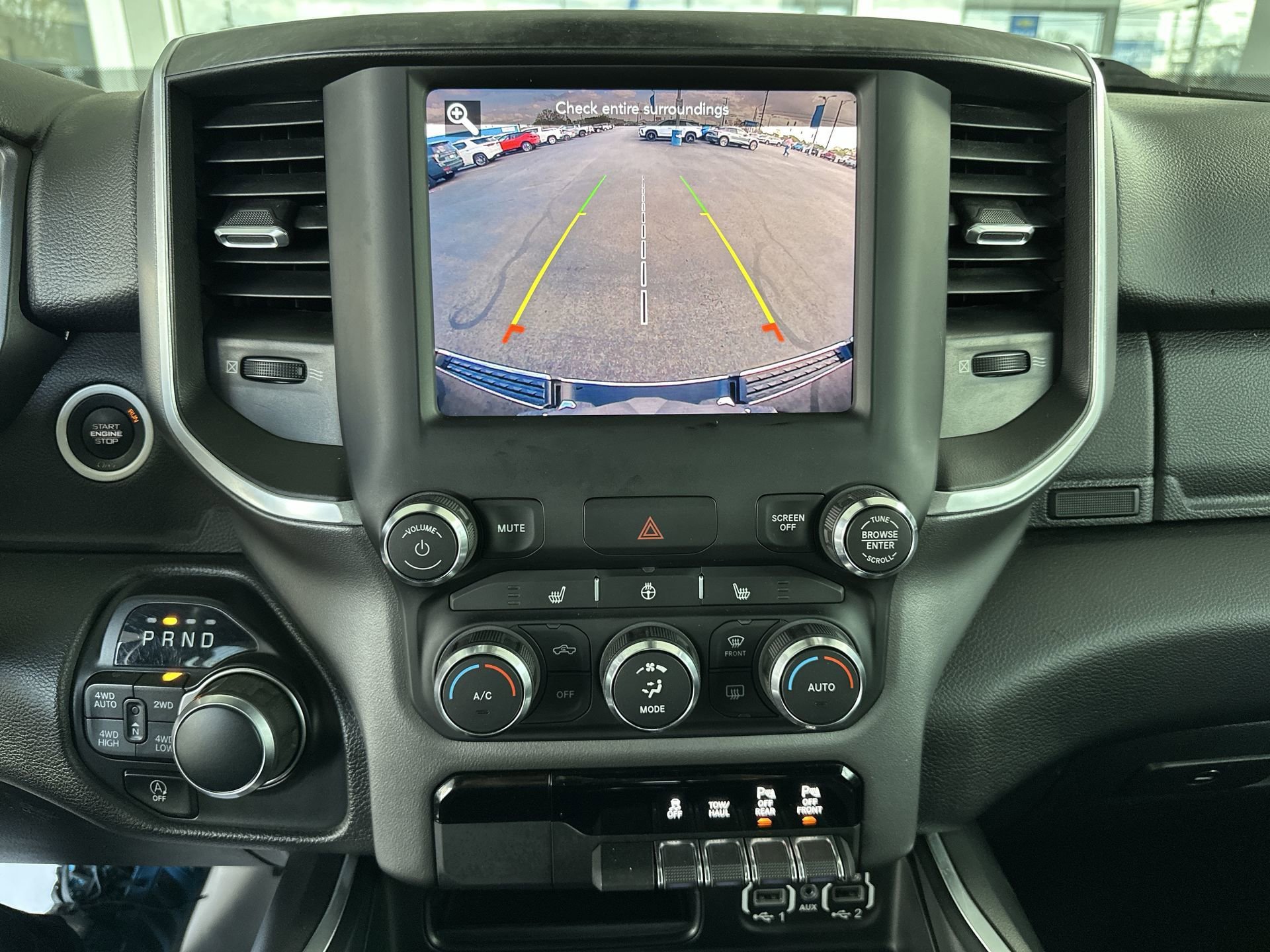 Used 2021 RAM 1500 Big Horn AWD/4WD image 14