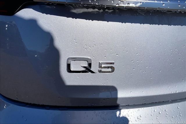 Used 2023 Audi Q5 2.0T Premium w/ Convenience Package AWD/4WD image 8