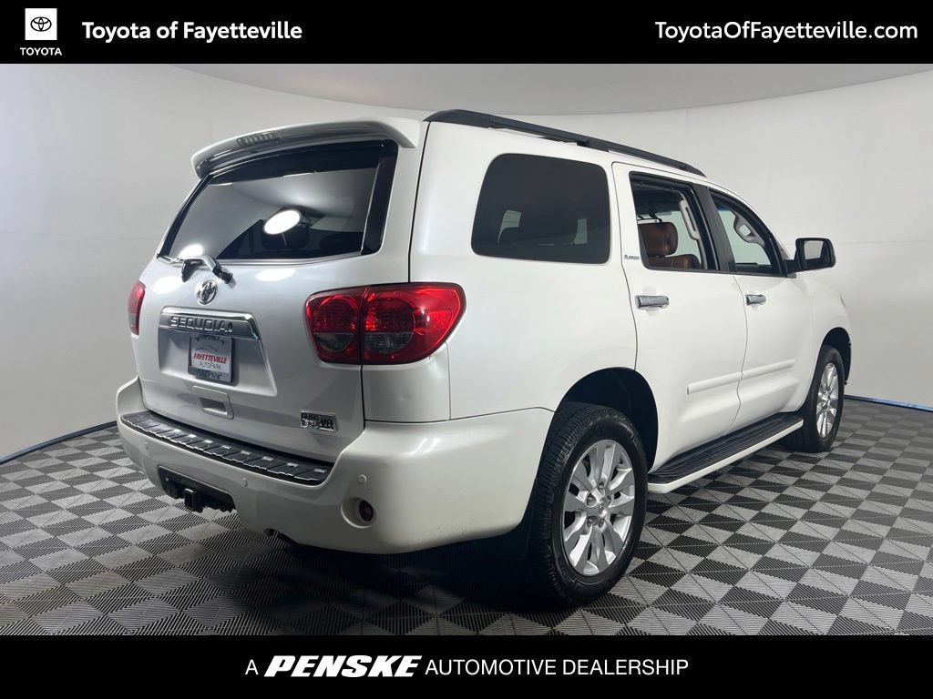 Used 2016 Toyota Sequoia Platinum AWD/4WD image 5