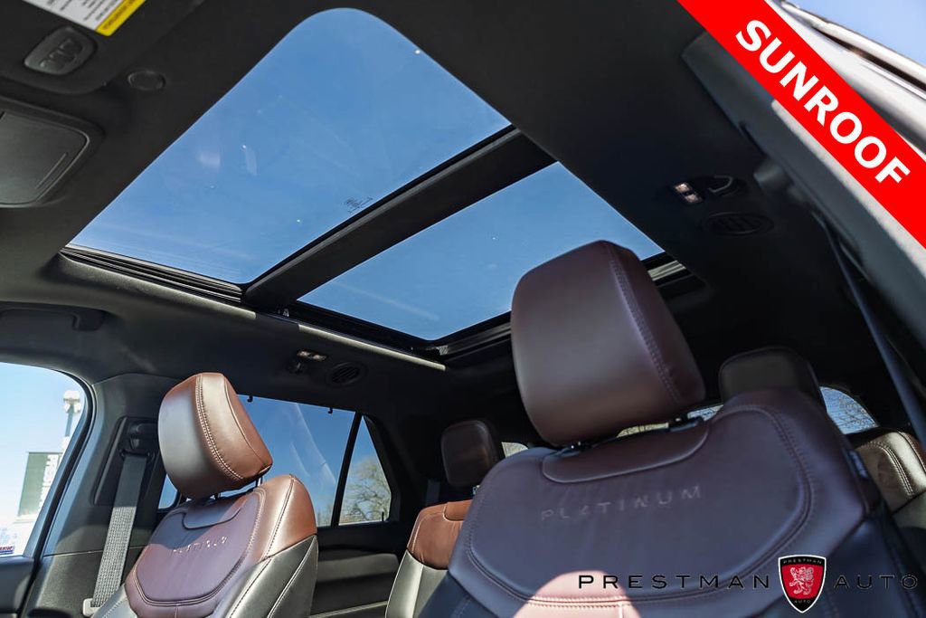 Used 2024 Ford Explorer Platinum w/ Technology Package image 8
