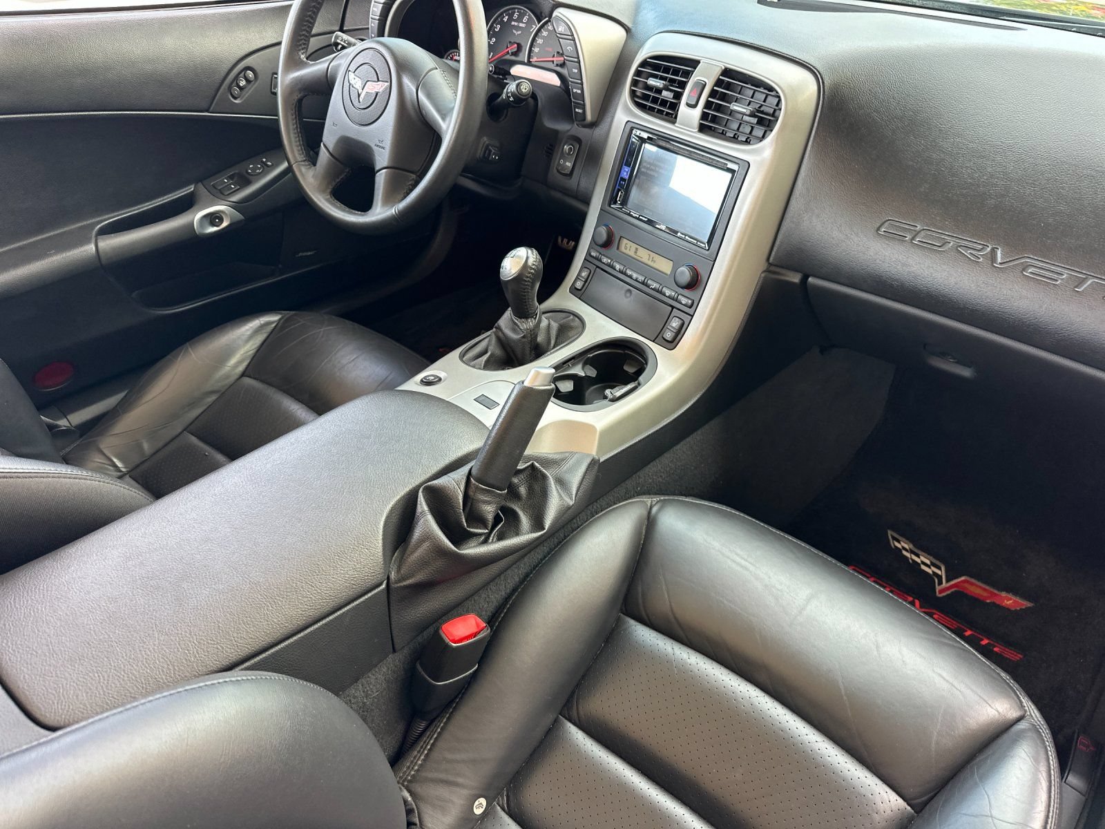 Used 2005 Chevrolet Corvette Convertible w/ Preferred Equipment Group RWD image 14