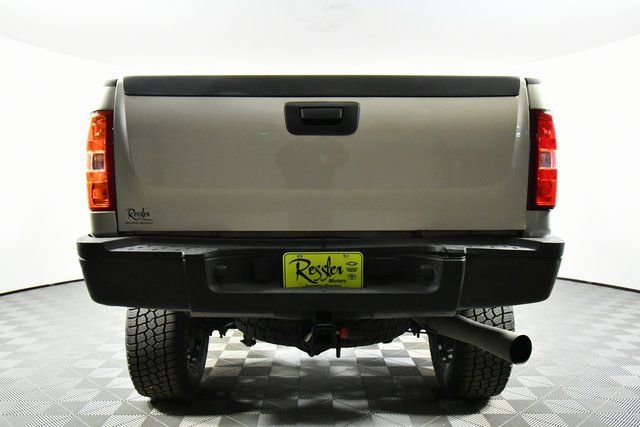 Used 2009 Chevrolet Silverado 3500 LTZ w/ LTZ Plus Package AWD/4WD image 13