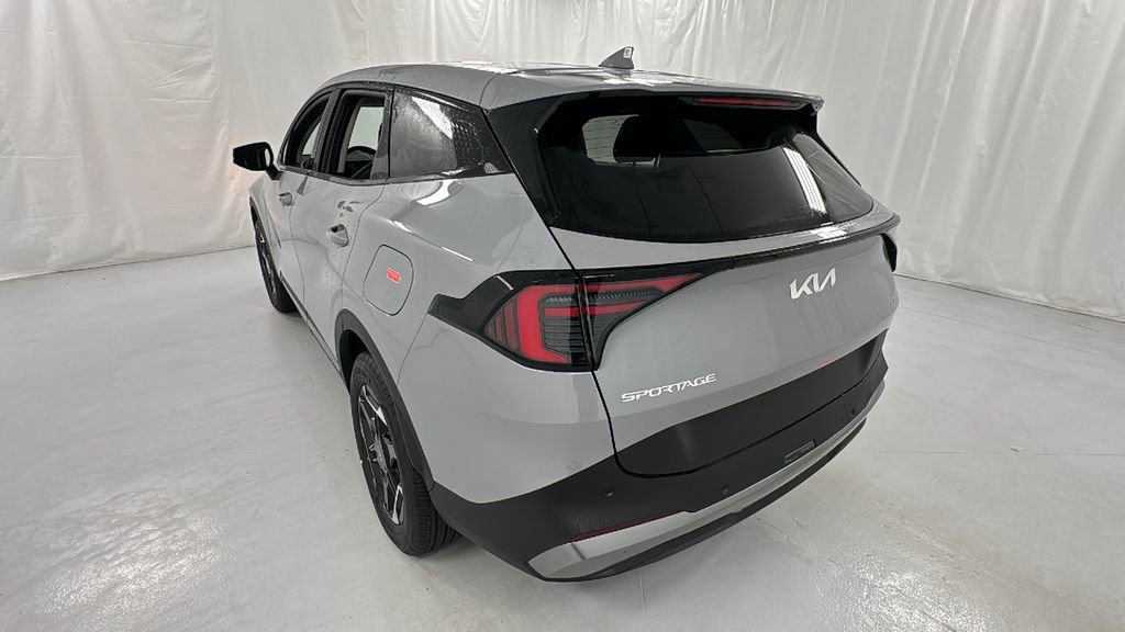 New 2026 Kia Sportage S image 5