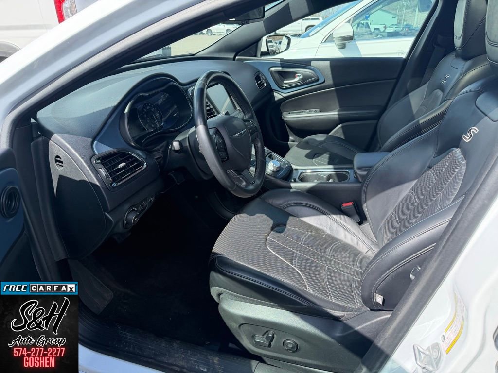 Used 2015 Chrysler 200 S w/ Navigation & Sound Group I AWD/4WD image 4