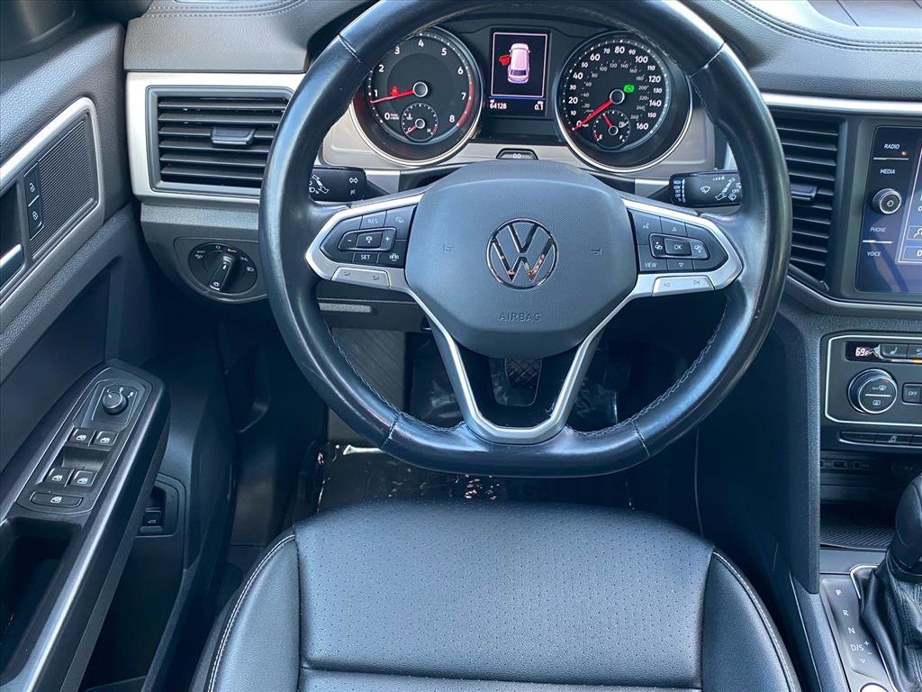 Used 2020 Volkswagen Atlas Cross Sport SE w/ Panoramic Sunroof Package image 6